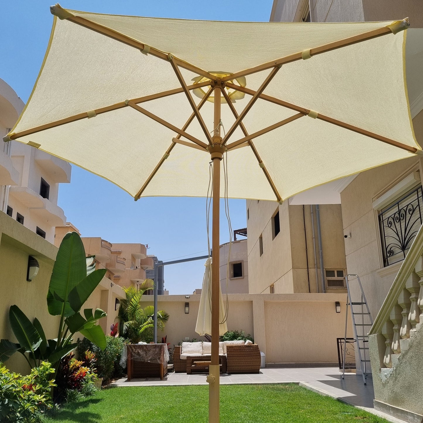 Premium Garden Umbrella - Claro Fabric - Base Included