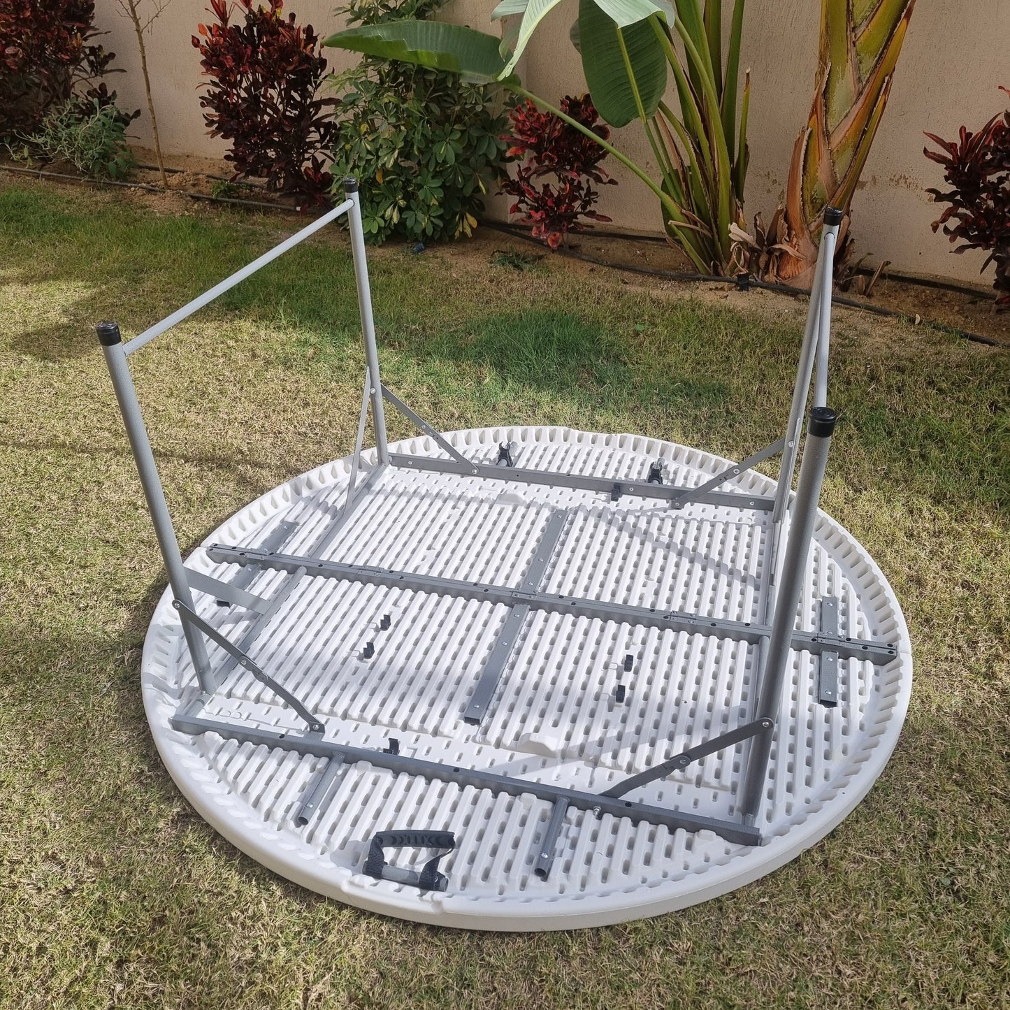 Outdoor Round Table 150cm (Fold in half)