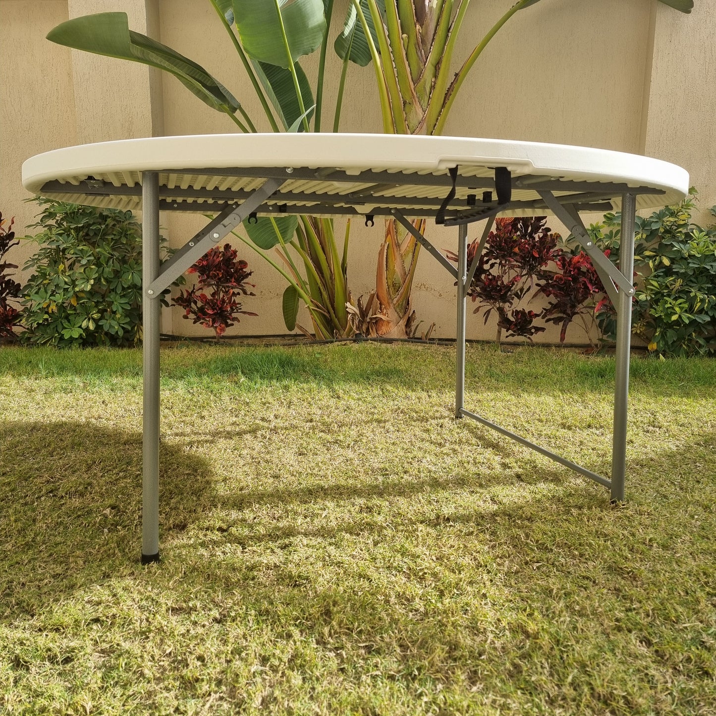 Outdoor Round Table 150cm (Fold in half)