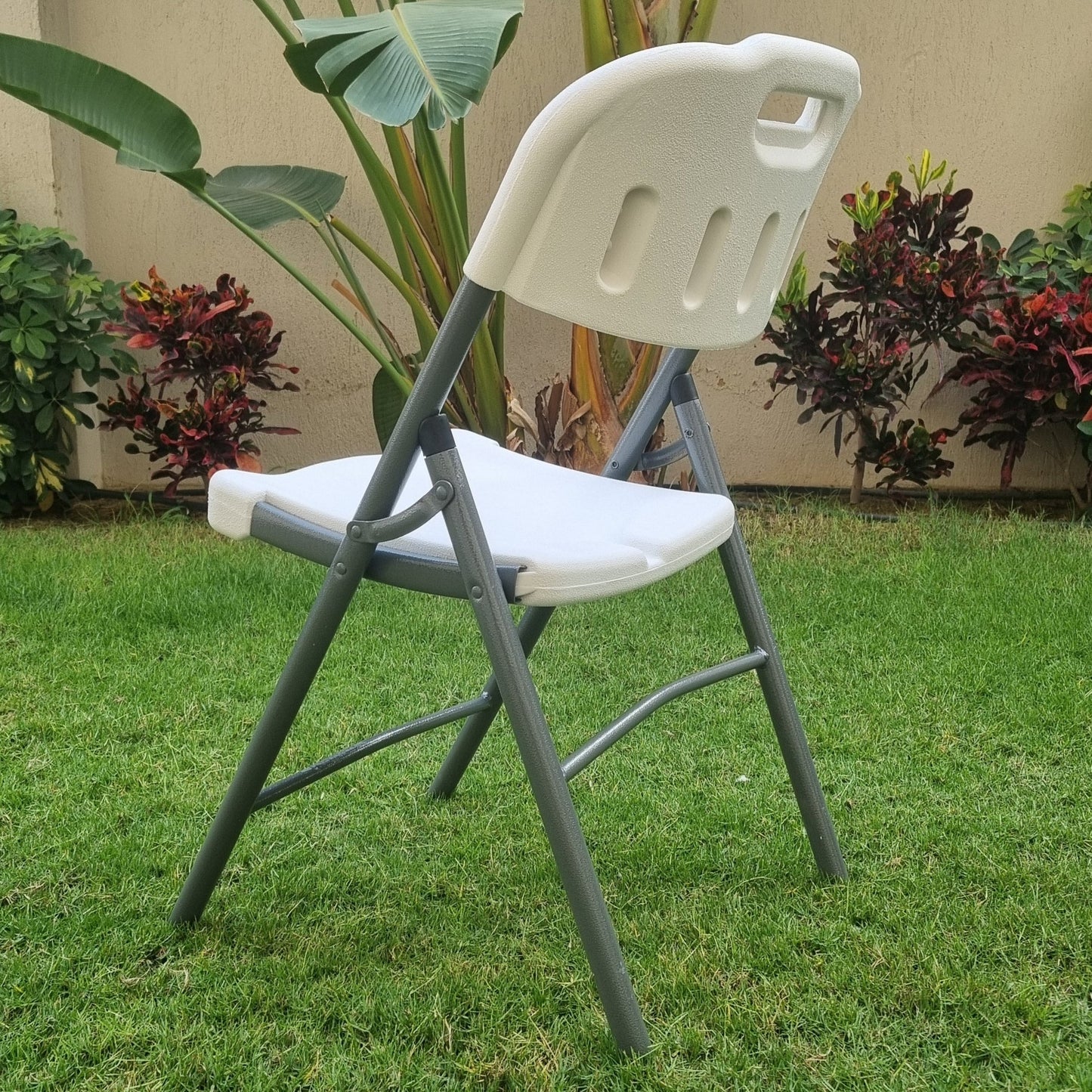 LIFETIME dining table 122 (Table + 4 chairs)