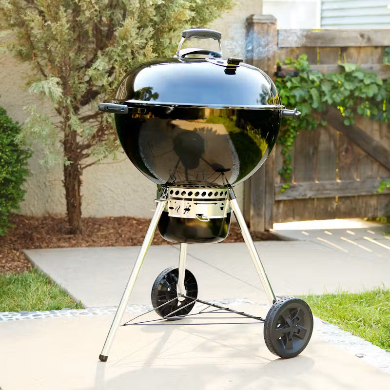 Weber Master-Touch + FREE Weber Briquettes