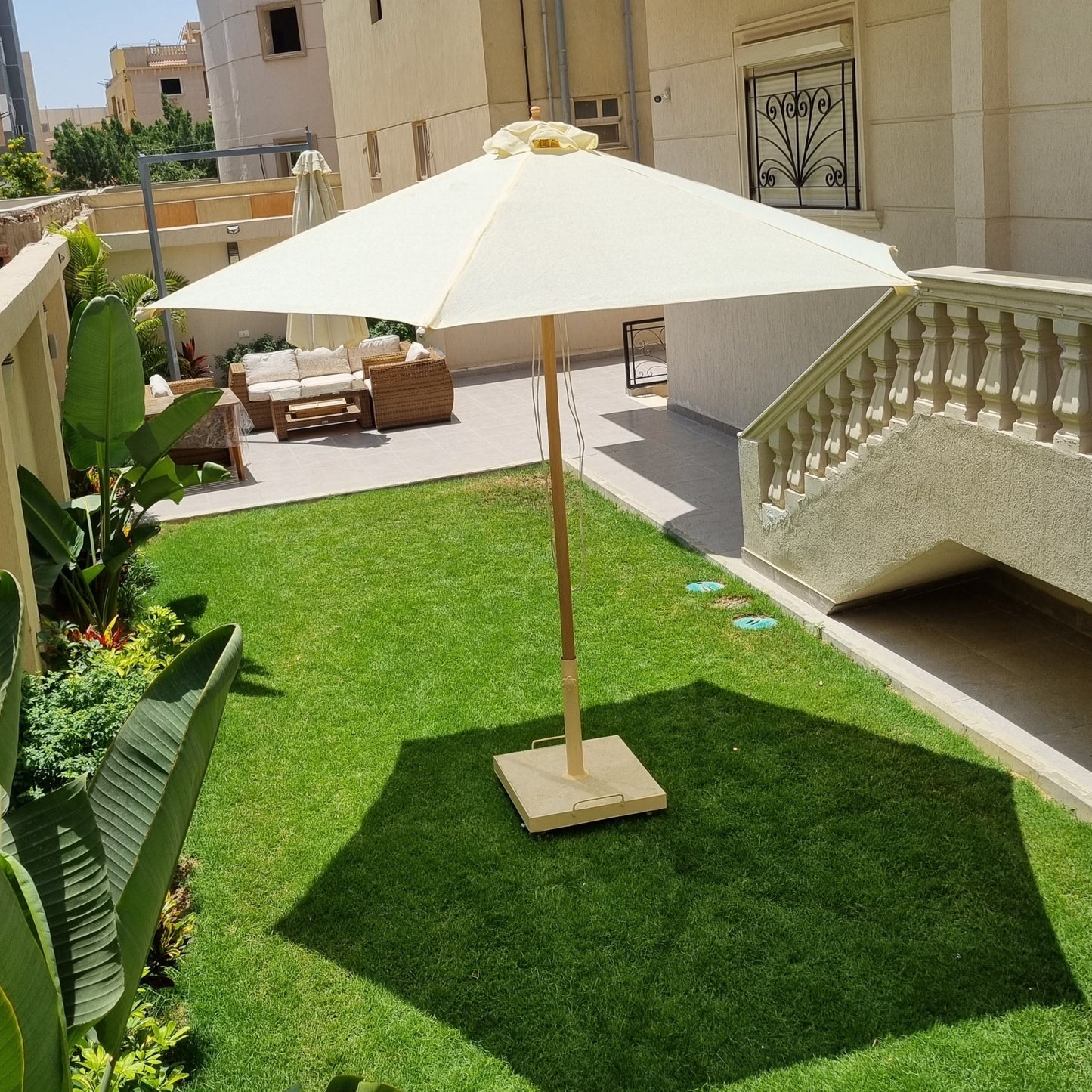 Premium Garden Umbrella - Claro Fabric - Base Included