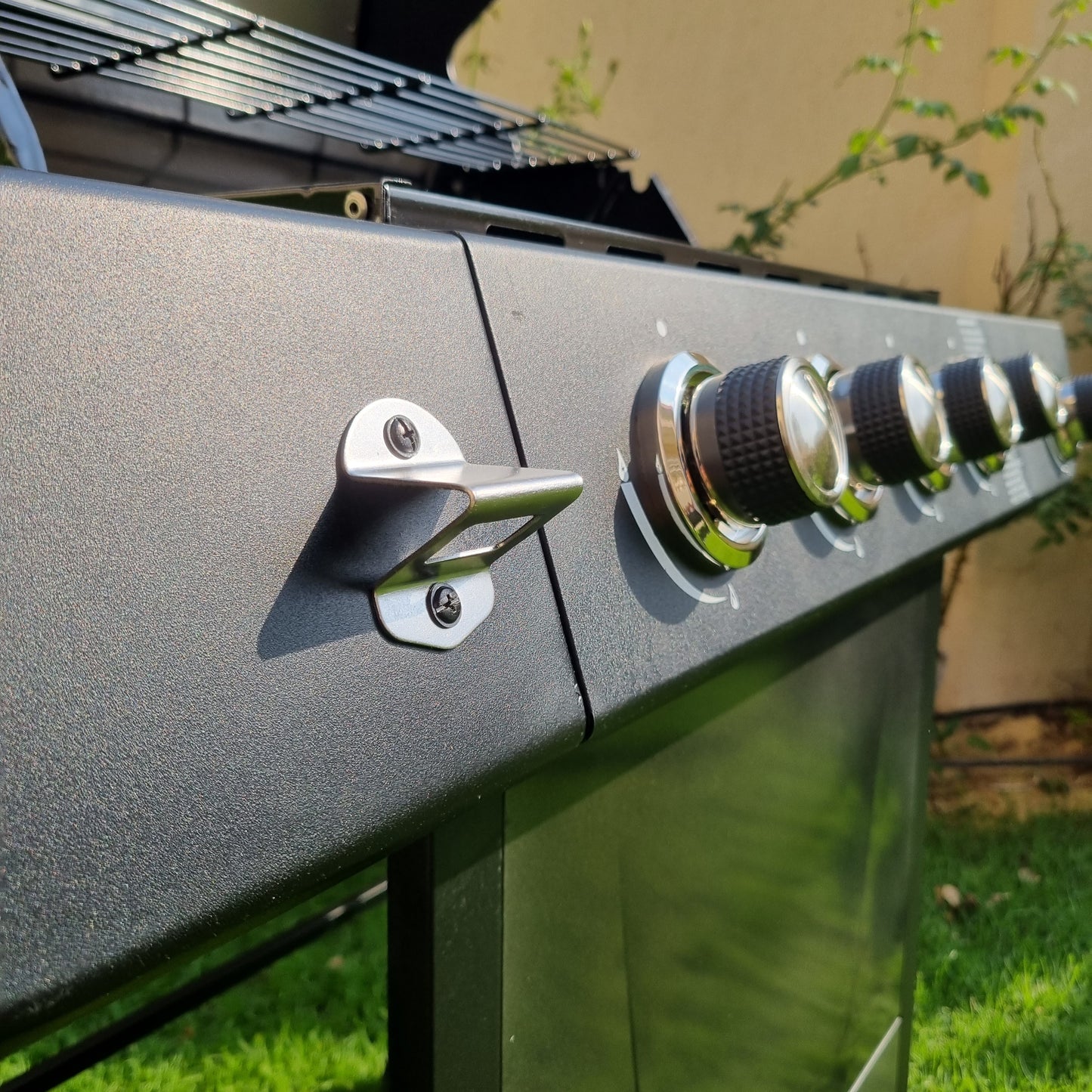 Uniflame - 4 Burner Gas BBQ