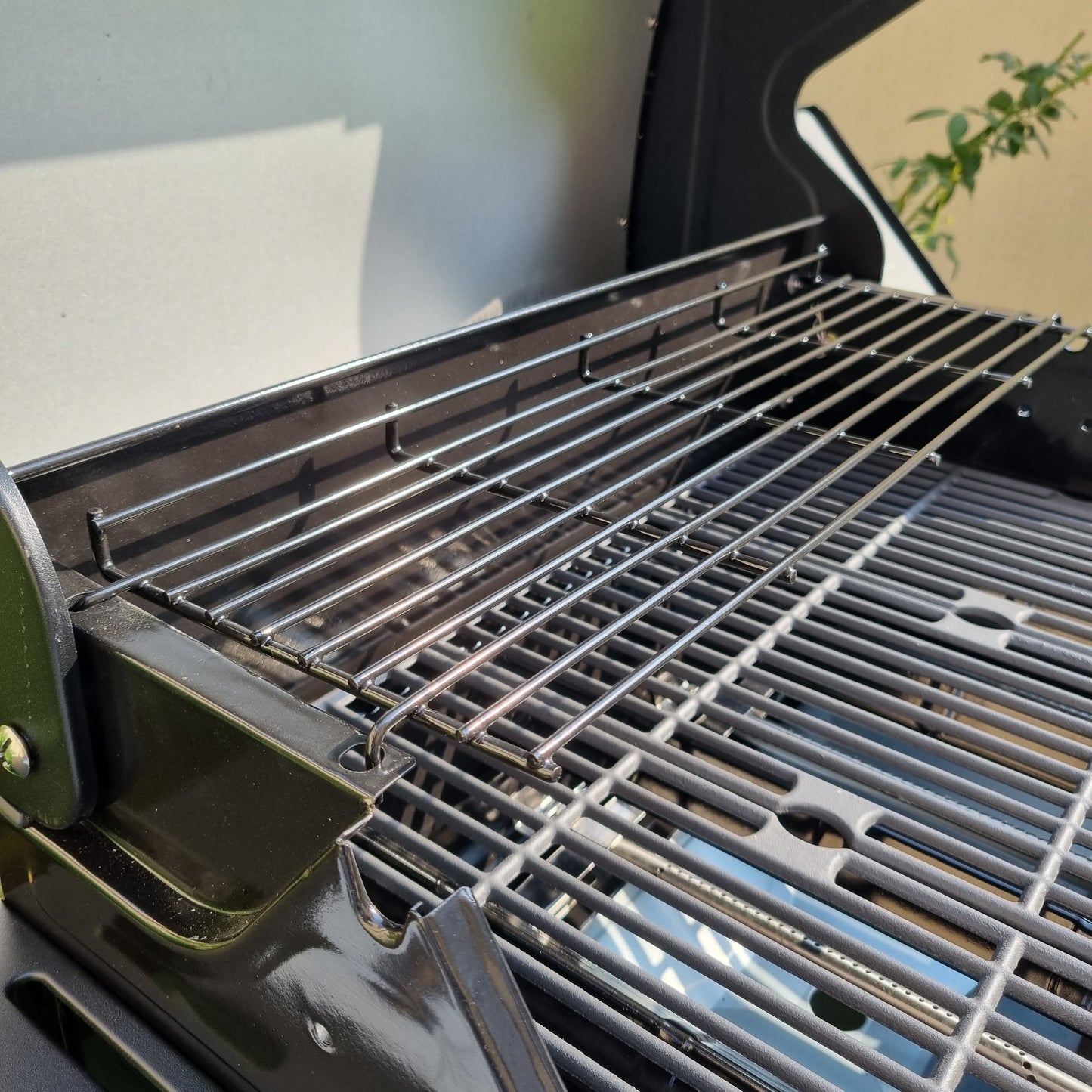 Uniflame - 4 Burner Gas BBQ