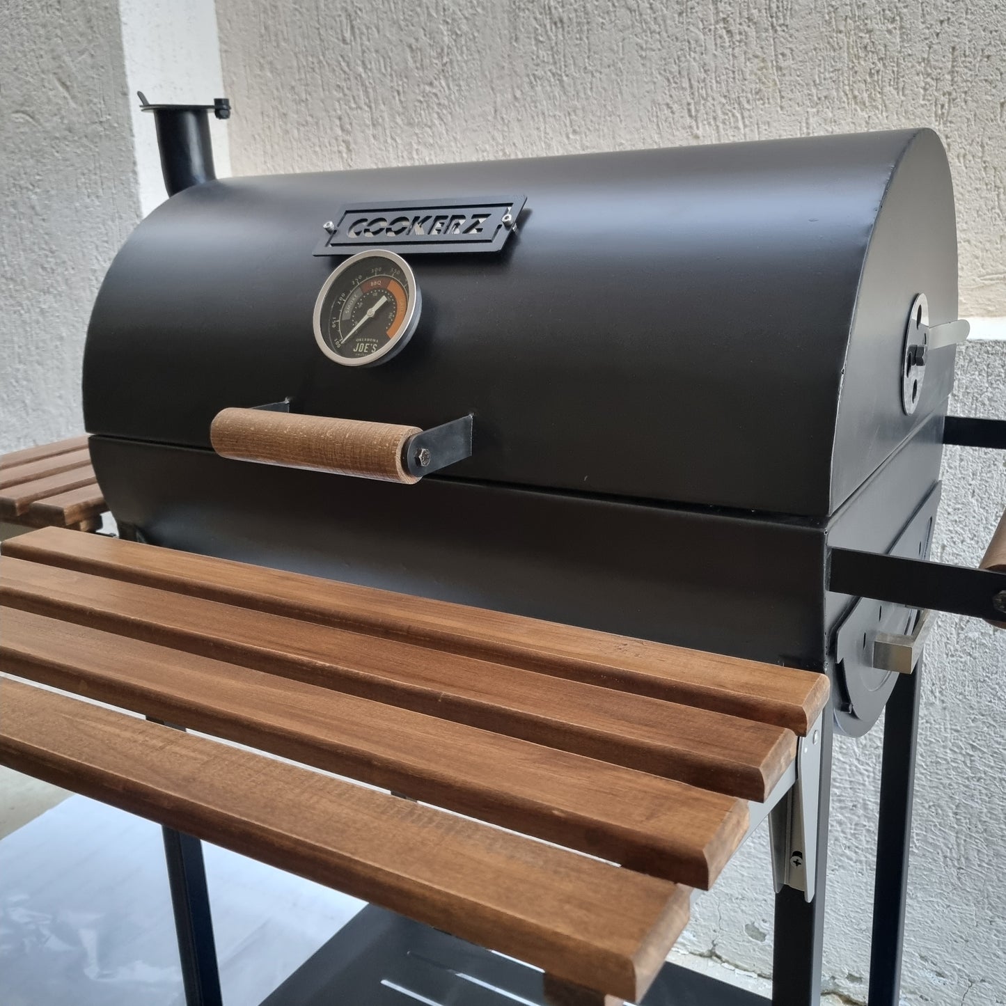 COOKERZ - Classic Charcoal Grill