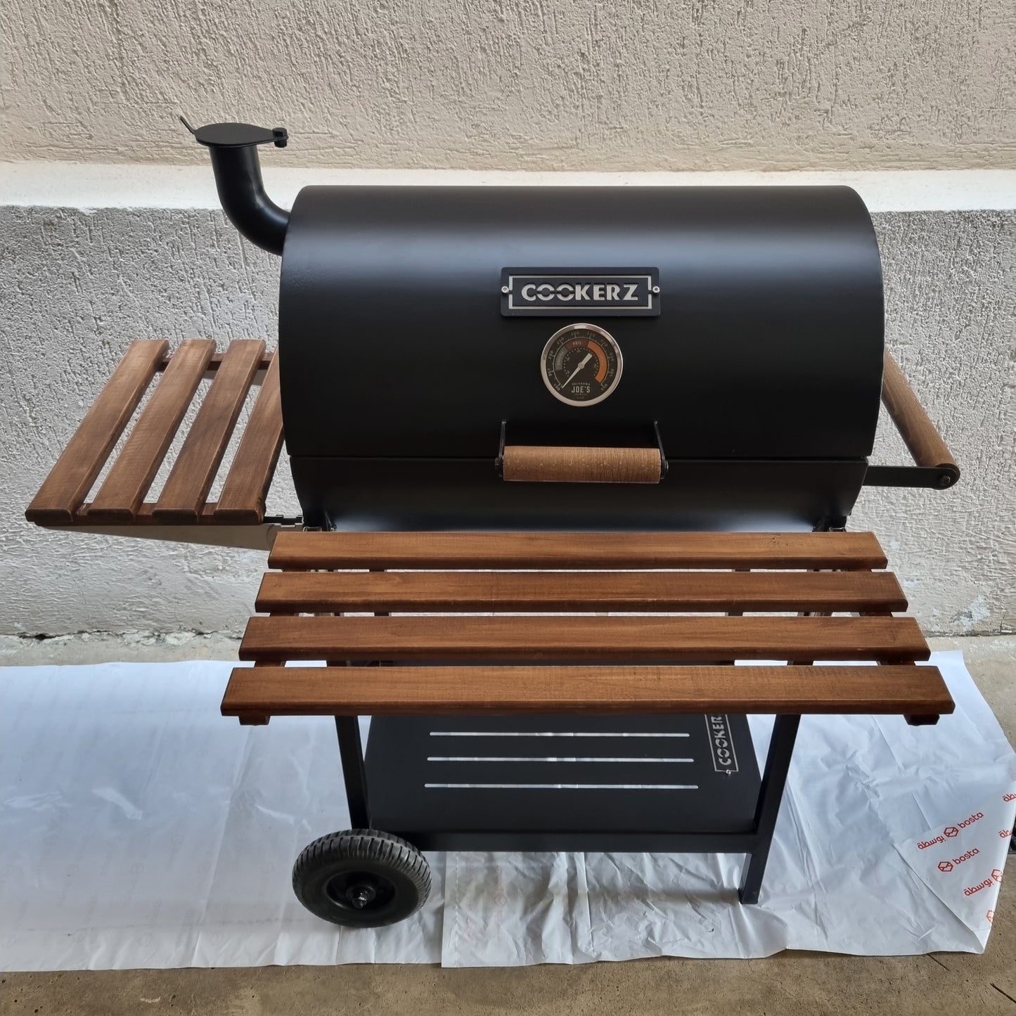 COOKERZ - Classic Charcoal Grill