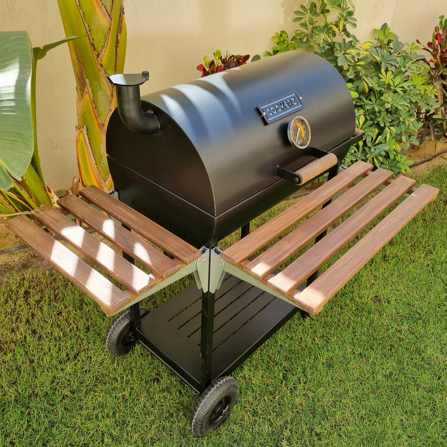 COOKERZ - Classic Charcoal Grill