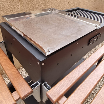 COOKERZ - Flat Top Charcoal Grill