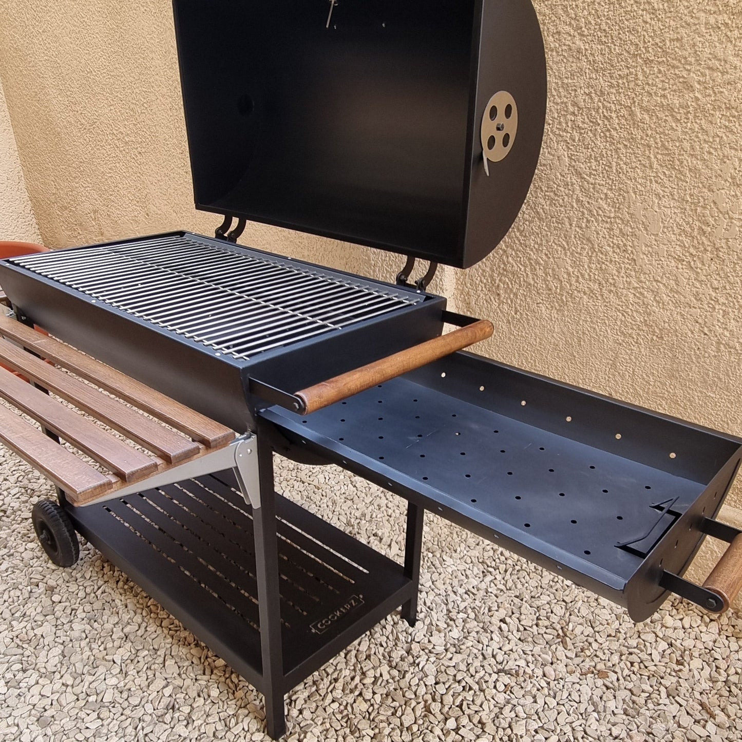 COOKERZ - XL Classic Charcoal Grill