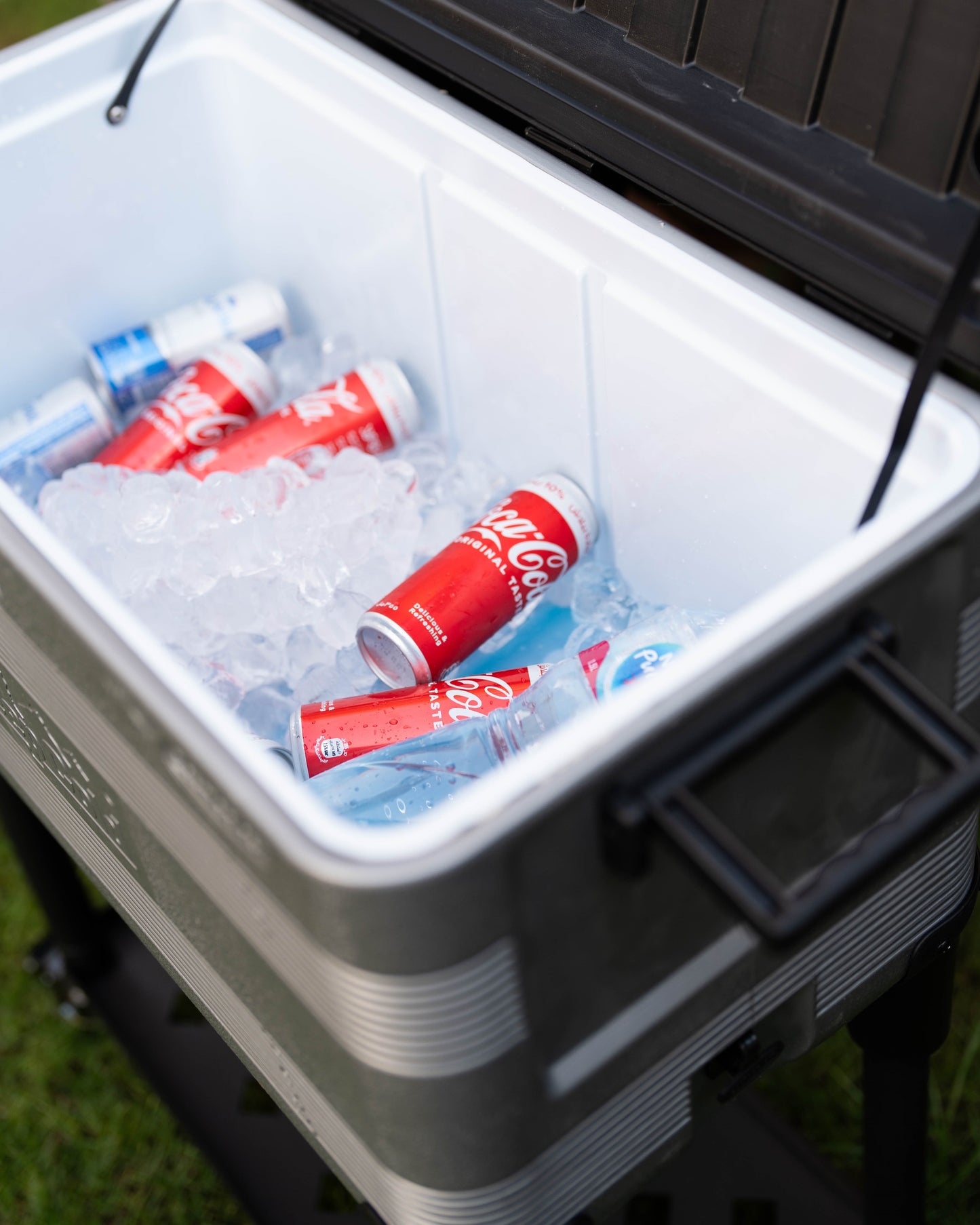 Cosmoplast - Patio Icebox Cart with Wheels 70L