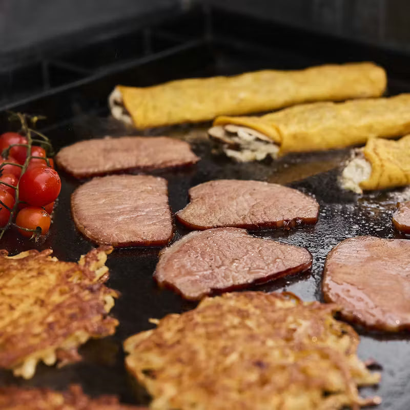 Weber - Genesis E-415 Gas Grill