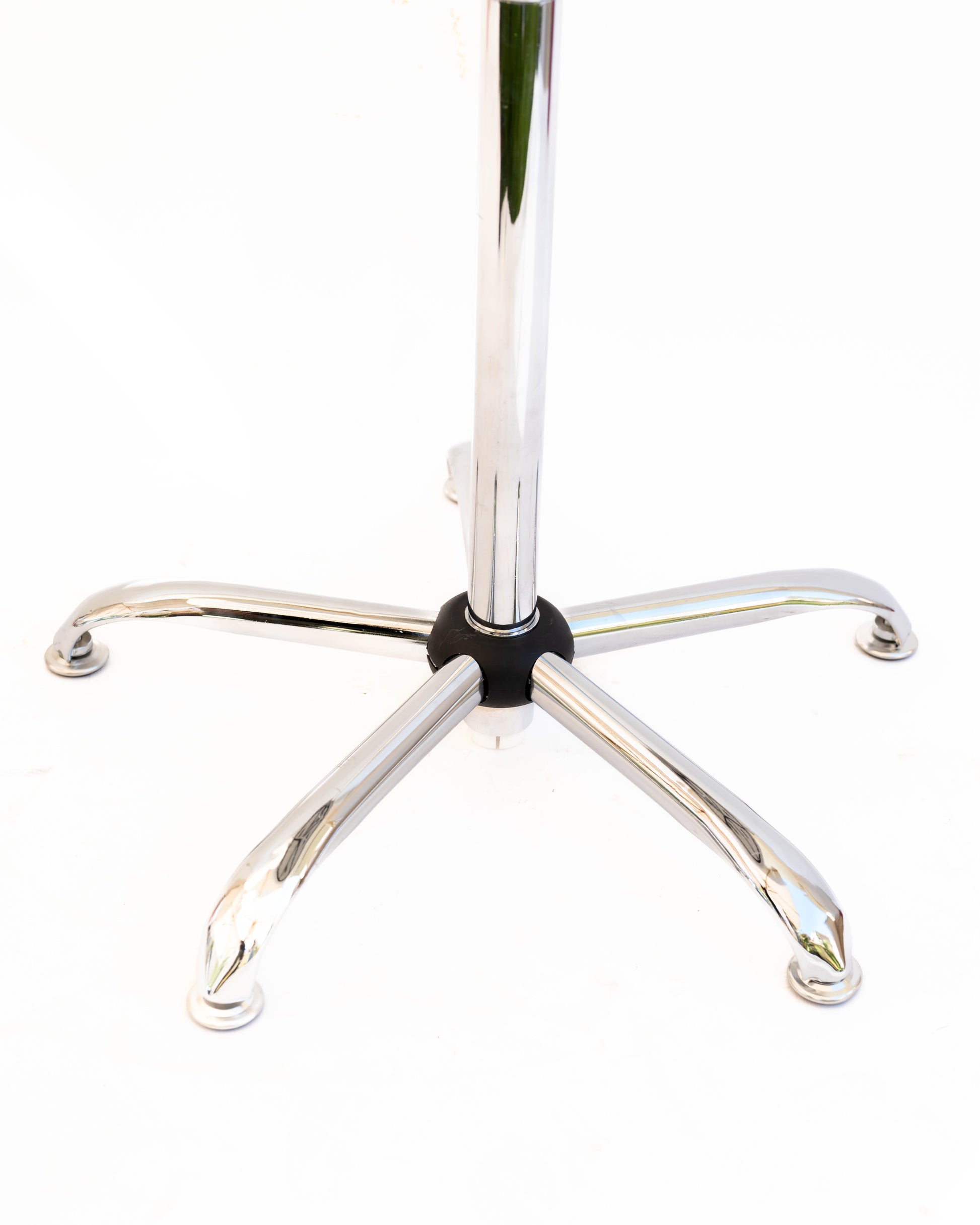 Metal stand 