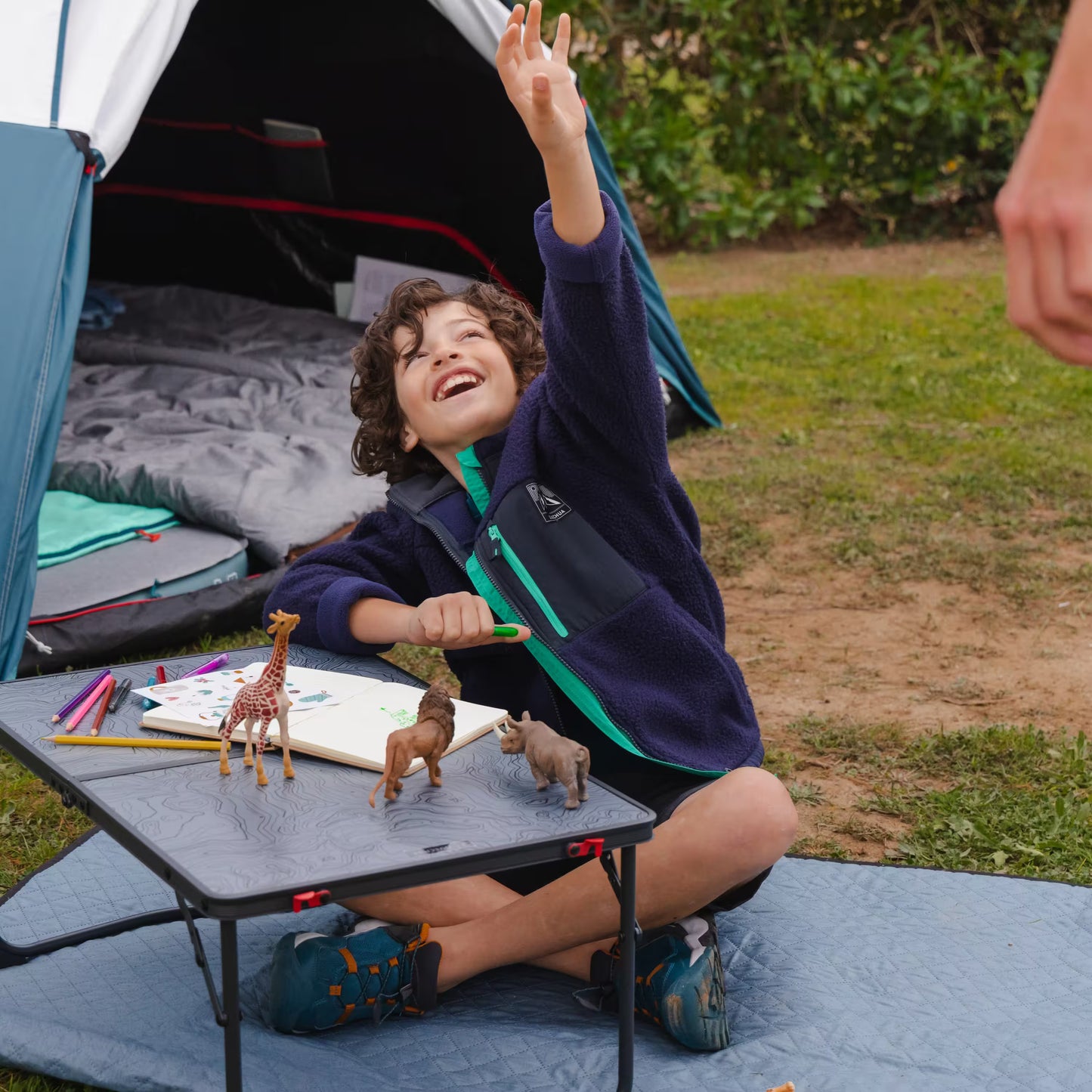 QUECHUA - Low folding camping table