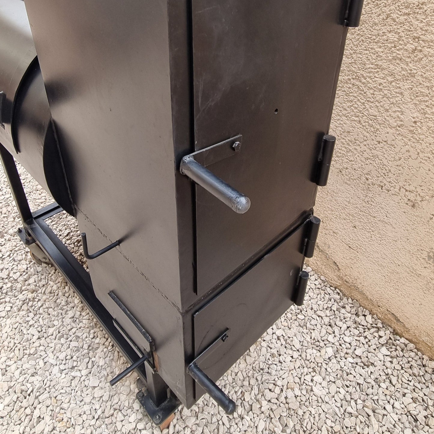 SMOKEIO - The Mini smoker (Reverse Flow)