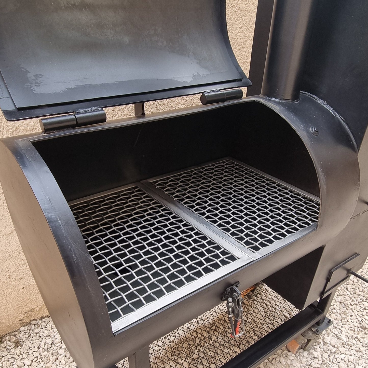 SMOKEIO - The Mini smoker (Reverse Flow)